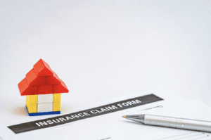 how does the homeowners insurance claim process work