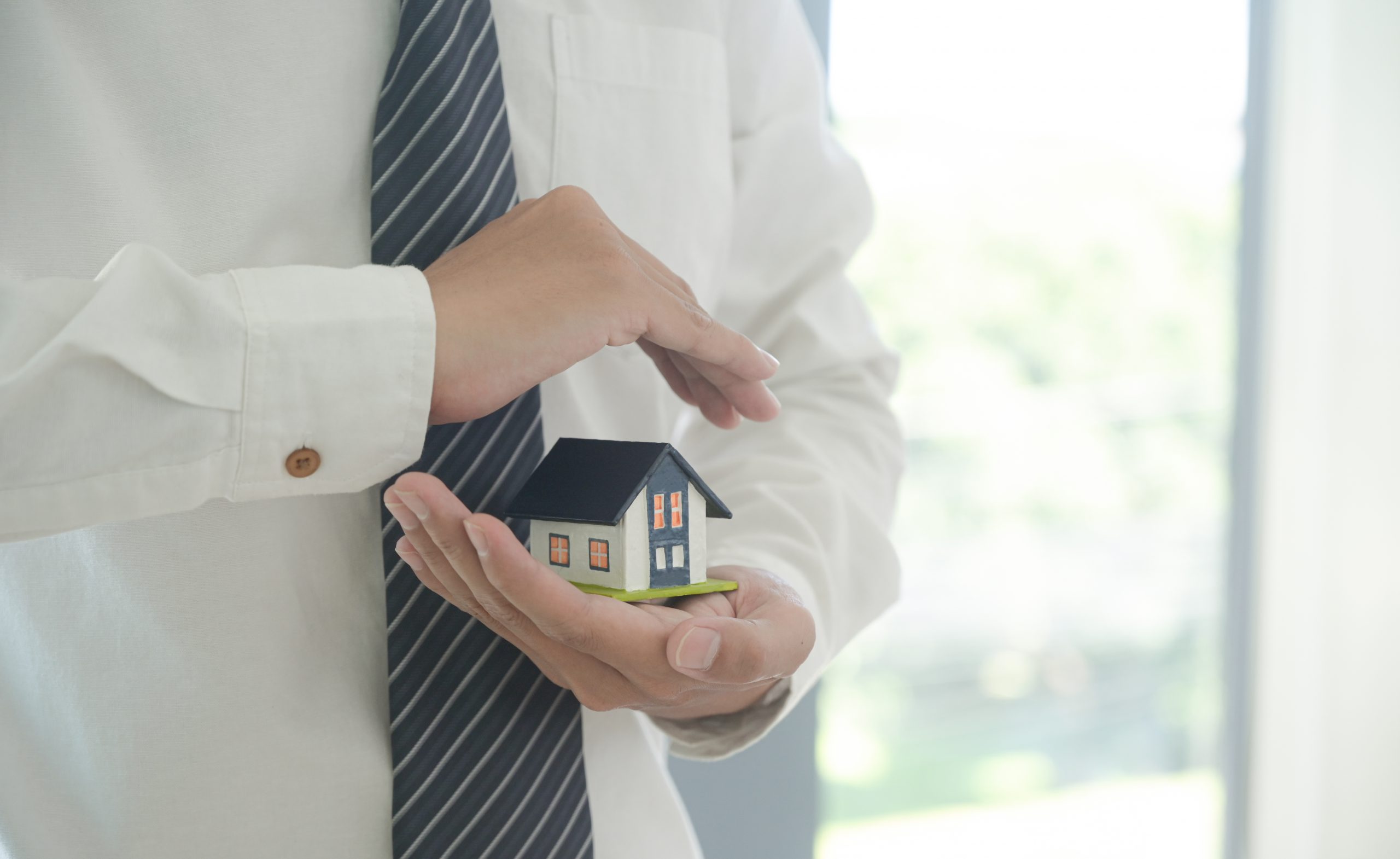 Will the roof damage be fully covered by homeowner’s insurance